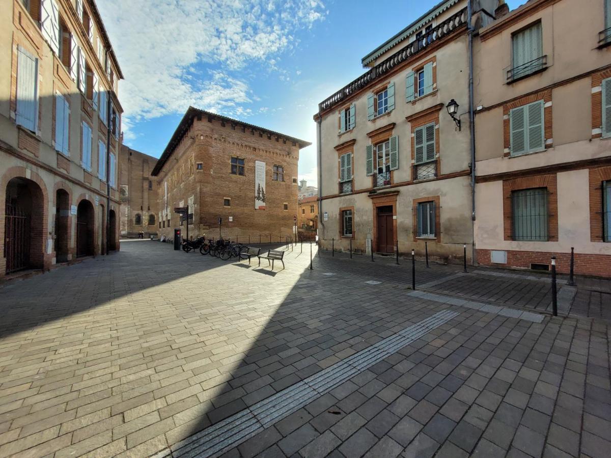 Toulouse - Basilique St-Sernin------- Netflix Exteriör bild
